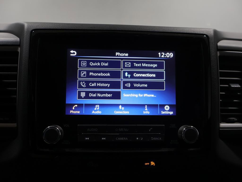 Used 2024 Nissan Frontier SV image 26