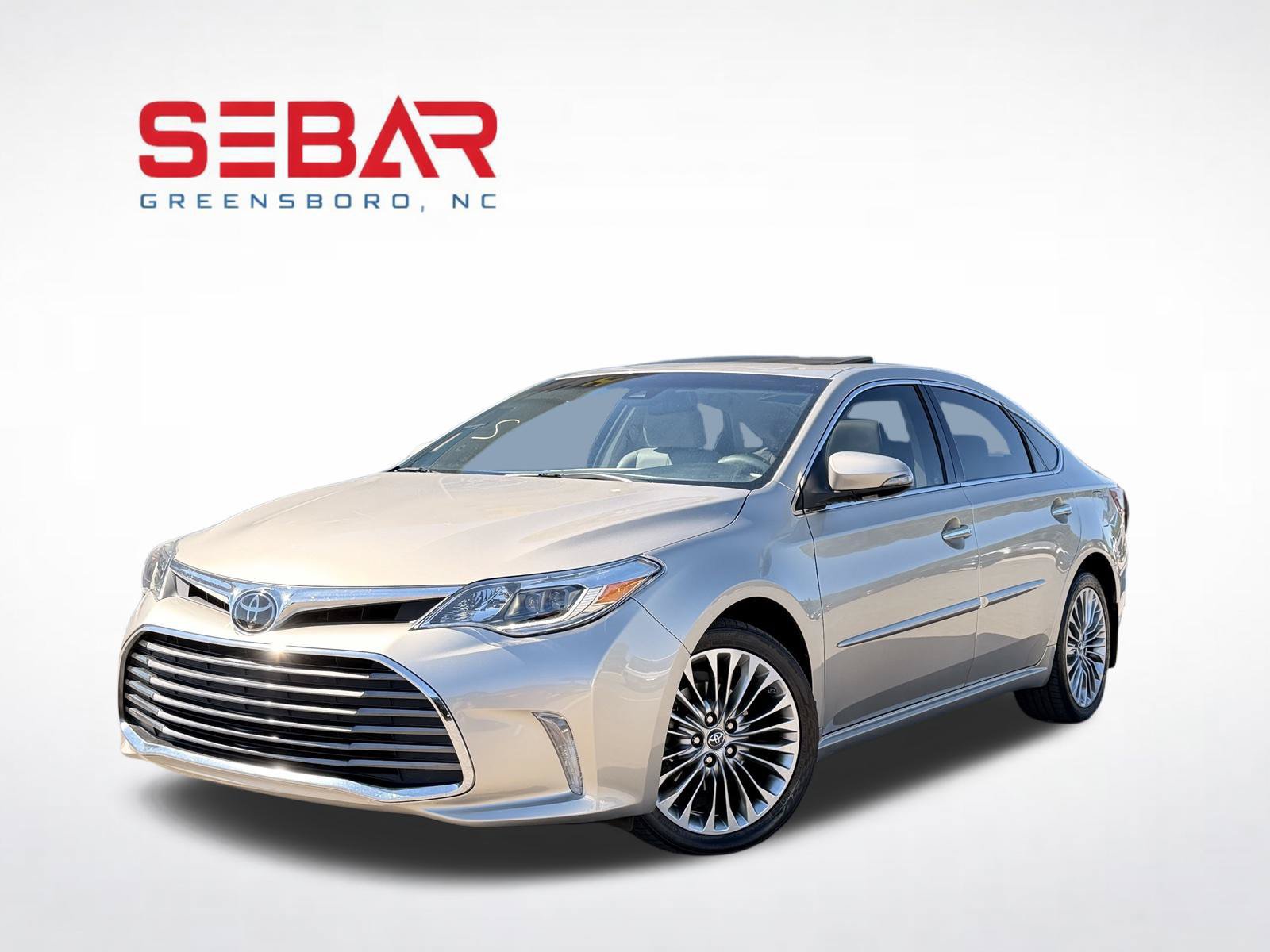 Used 2016 Toyota Avalon Limited w/ Toyota Safety Sense Package FWD image 1