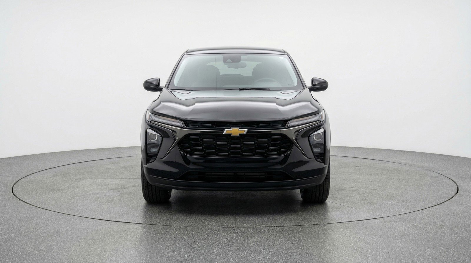 Used 2025 Chevrolet TrailBlazer LT FWD image 2