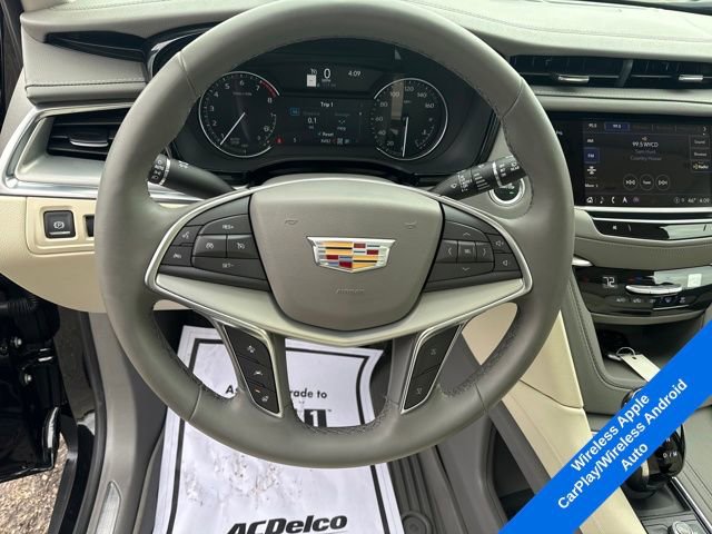 Used 2025 Cadillac XT5 Premium Luxury w/ LPO, Floor Liner Package image 14