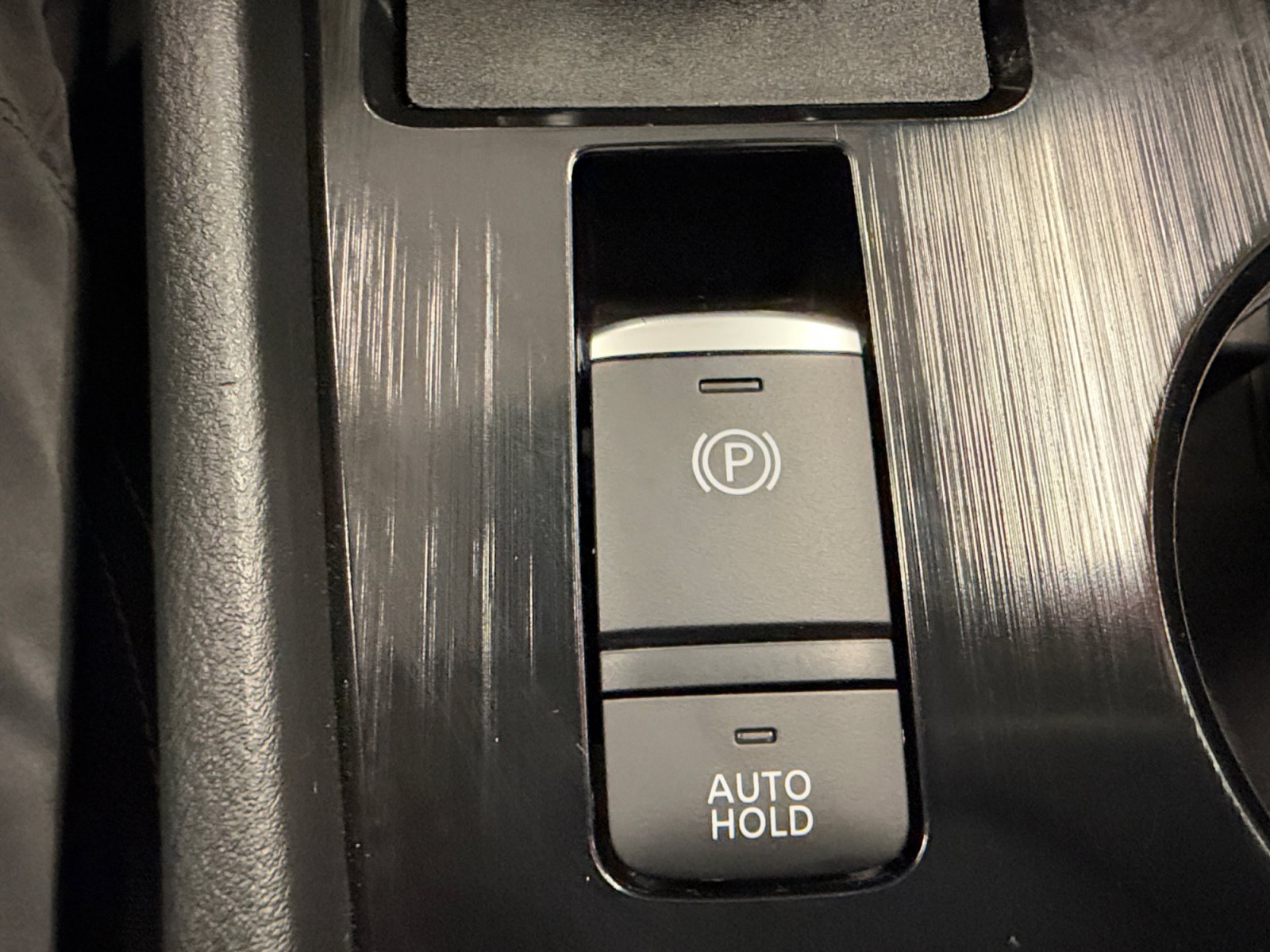 Used 2025 Nissan Rogue SV FWD image 36