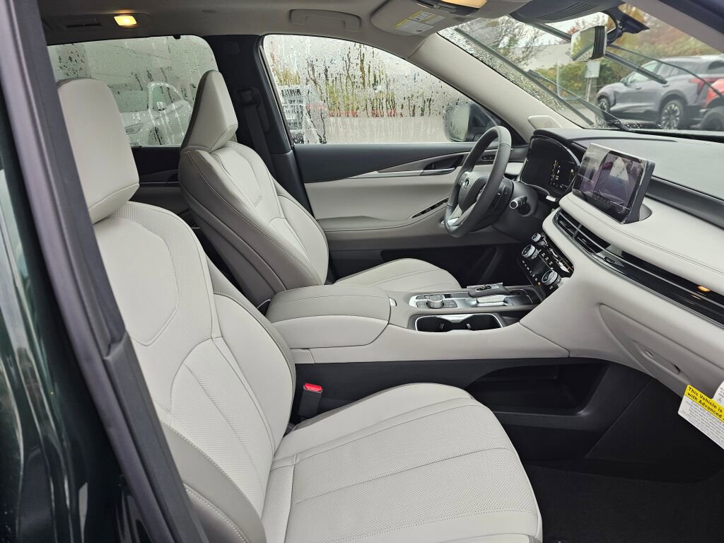 New 2026 INFINITI QX60 Luxe w/ Cargo Package image 11