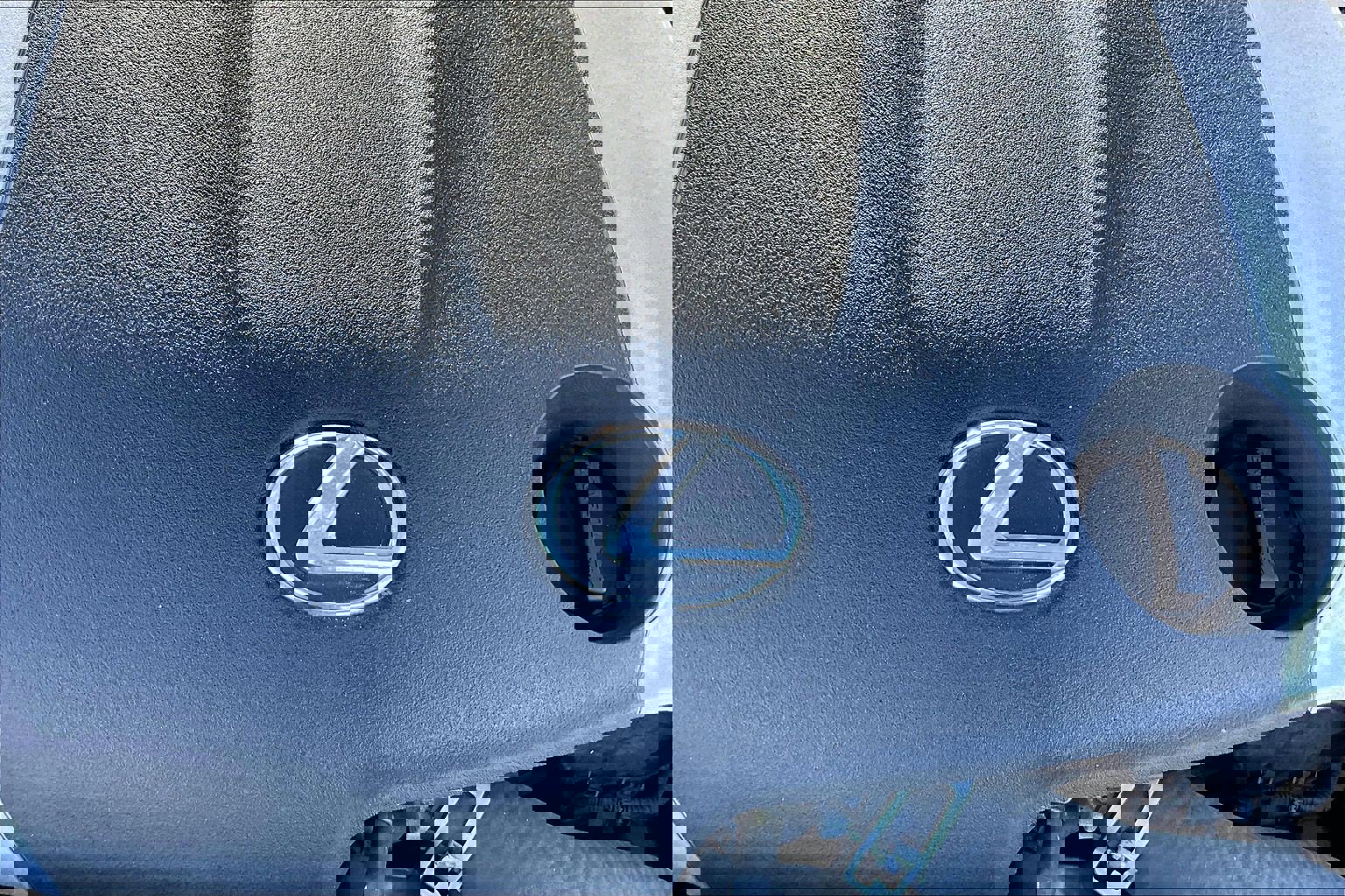 Used 2015 Lexus IS 350 w/ F-Sport Package image 28