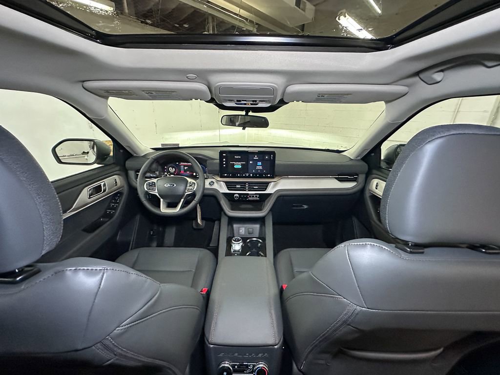 New 2026 Ford Explorer Active image 25