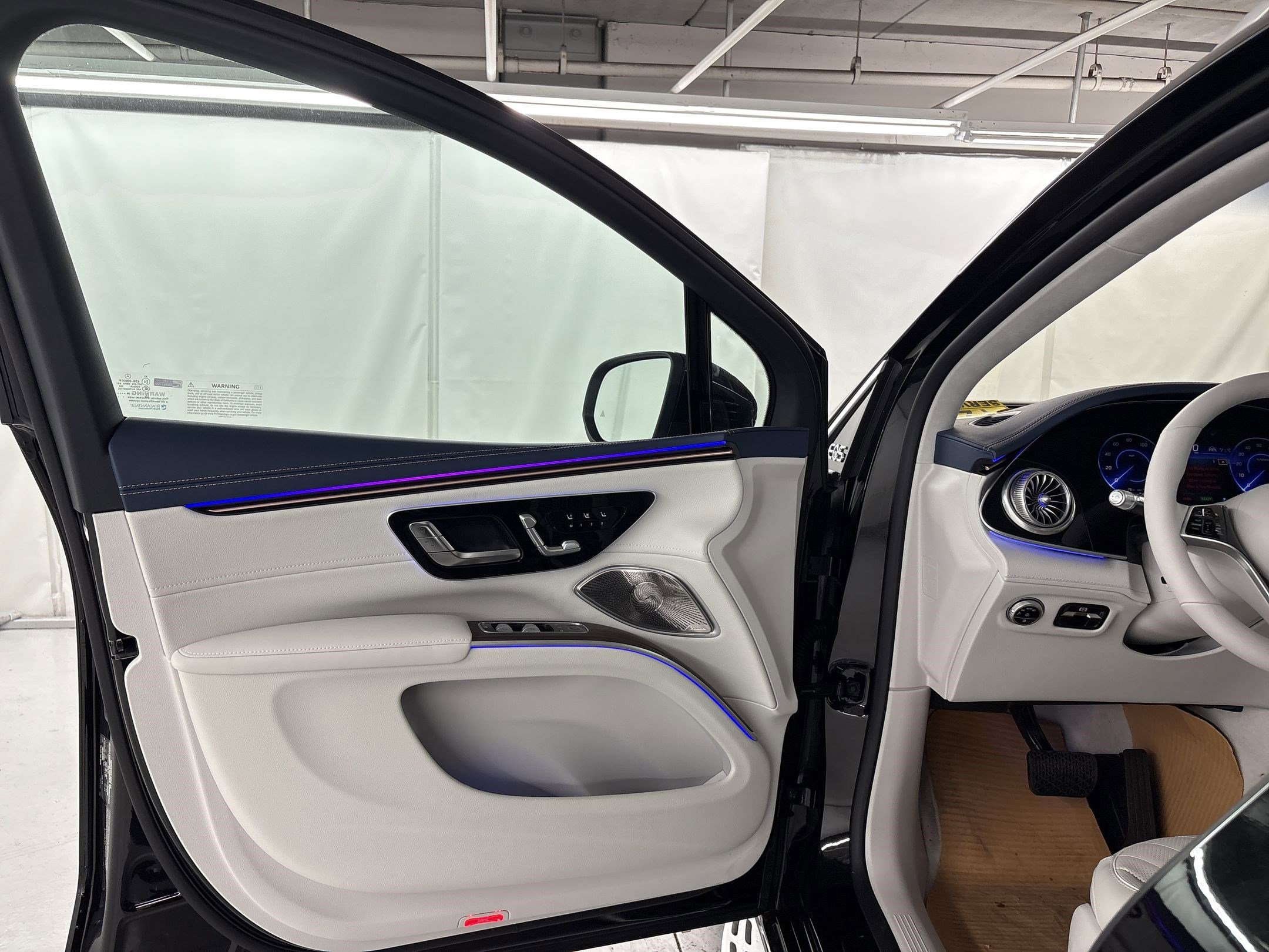 New 2026 Mercedes-Benz EQS 550 4MATIC SUV image 20