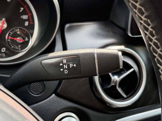 Used 2018 Mercedes-Benz GLA 250 4MATIC w/ Premium Package image 22