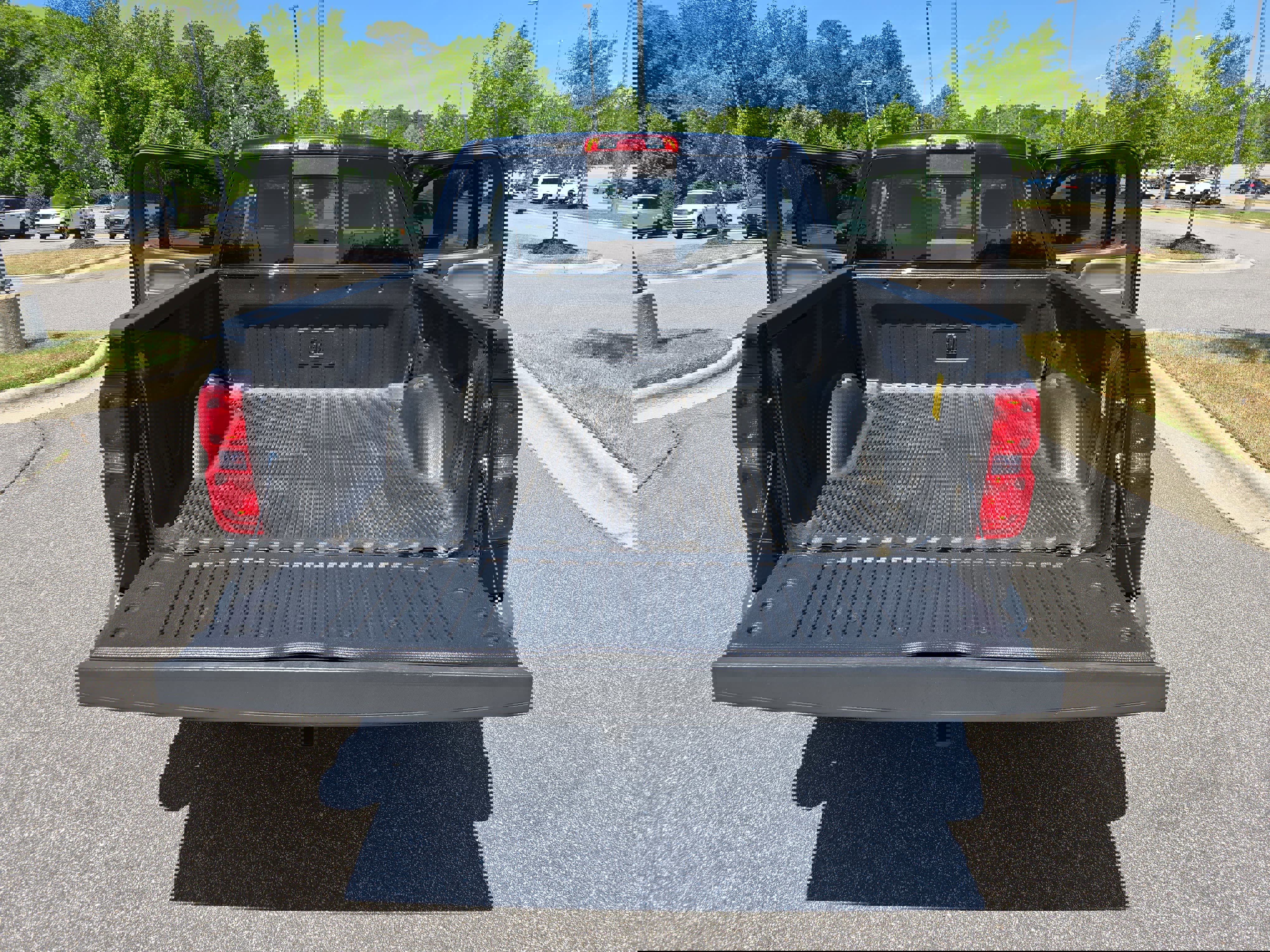 Used 2014 Chevrolet Silverado 1500 LTZ Z71 w/ LTZ Plus Package image 13