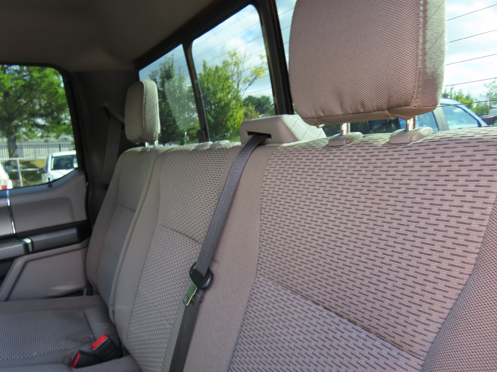 Used 2022 Ford F350 XLT w/ Black Appearance Package AWD/4WD image 31