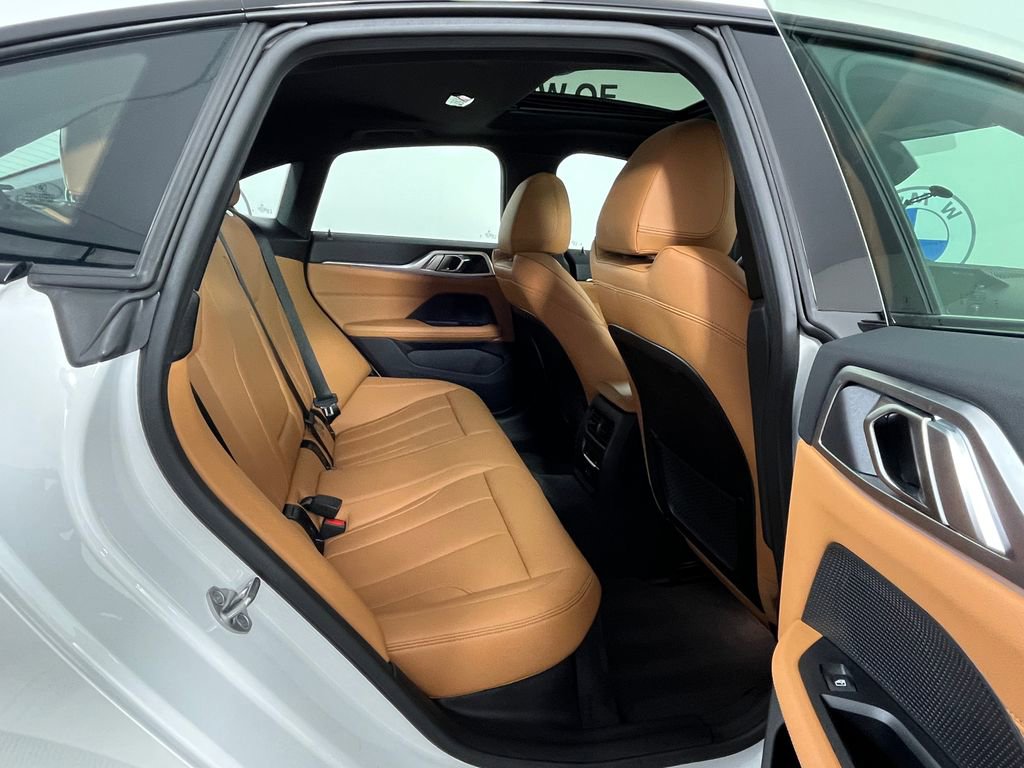 Used 2023 BMW i4 eDrive35 w/ Premium Package image 16