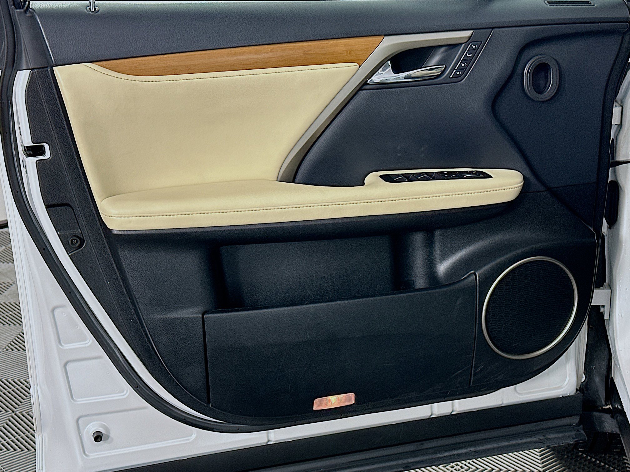 Used 2022 Lexus RX 350 AWD w/ Premium Package image 19