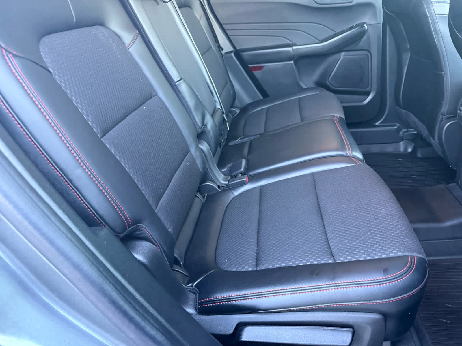 Used 2024 Ford Escape ST-Line w/ Tech Pack #1 AWD/4WD image 7
