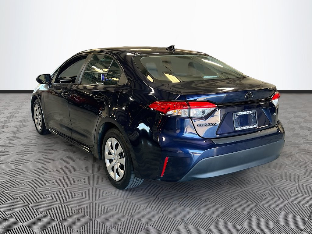 Used 2024 Toyota Corolla LE FWD image 5