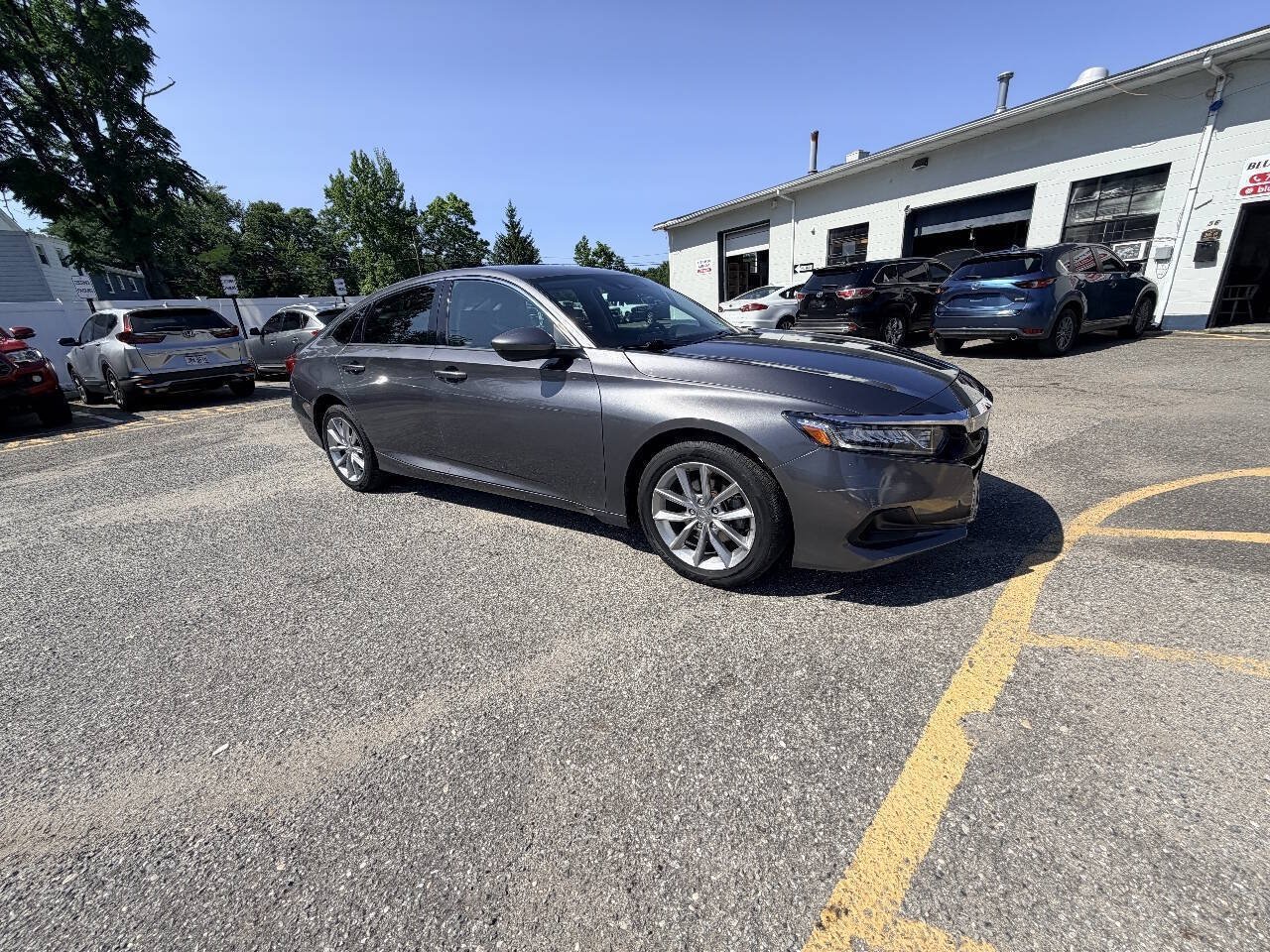 Used 2022 Honda Accord LX image 9