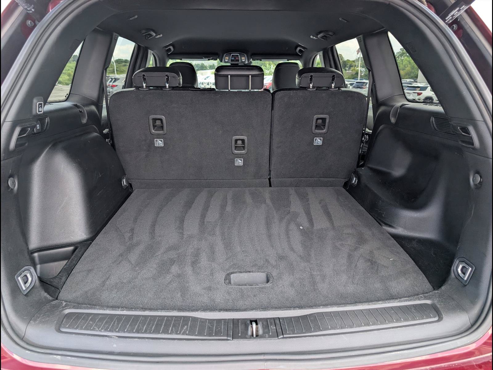 Used 2024 Jeep Grand Cherokee Limited RWD image 11