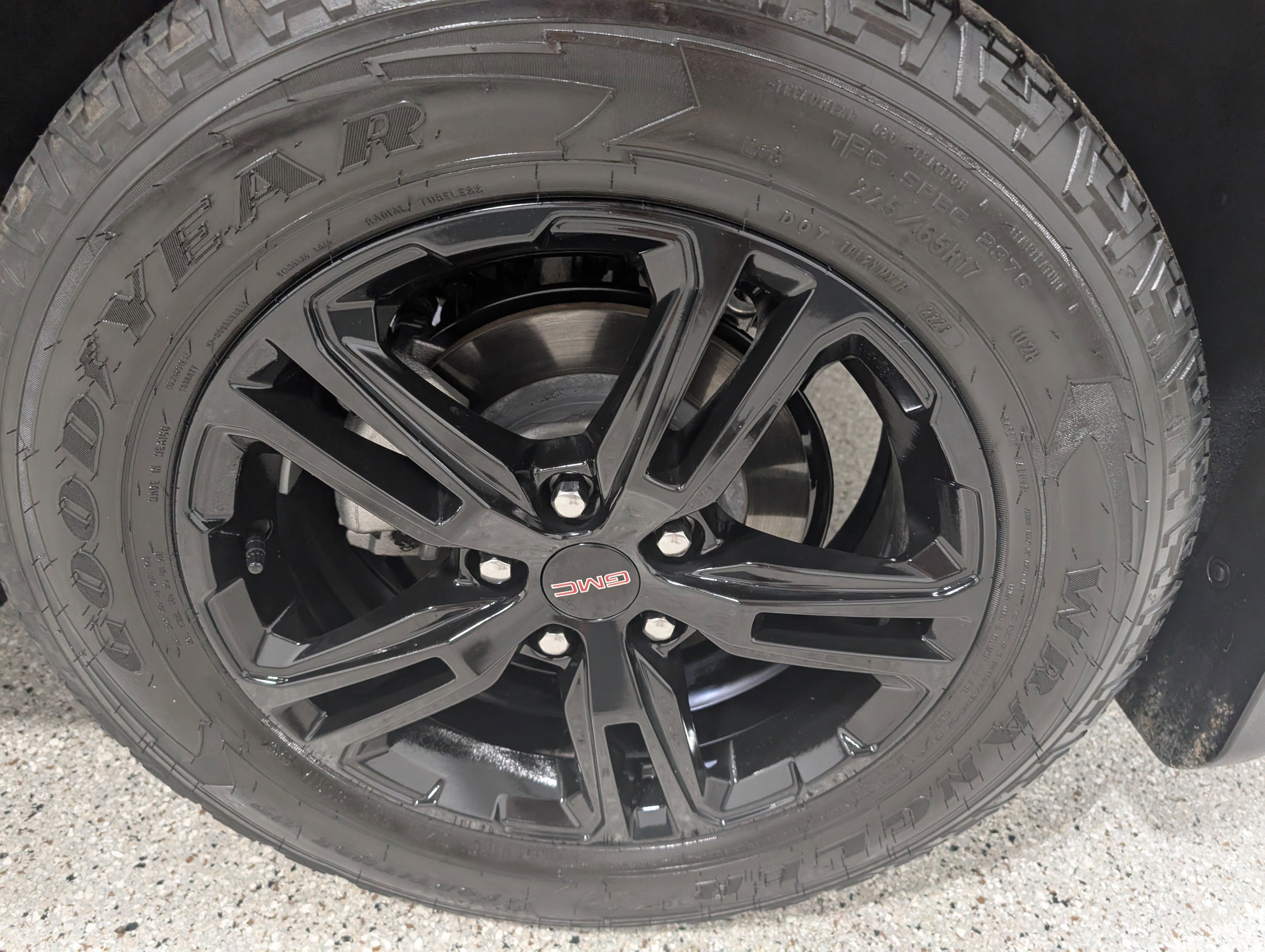 Used 2024 GMC Terrain AT4 w/ Tech Package image 11