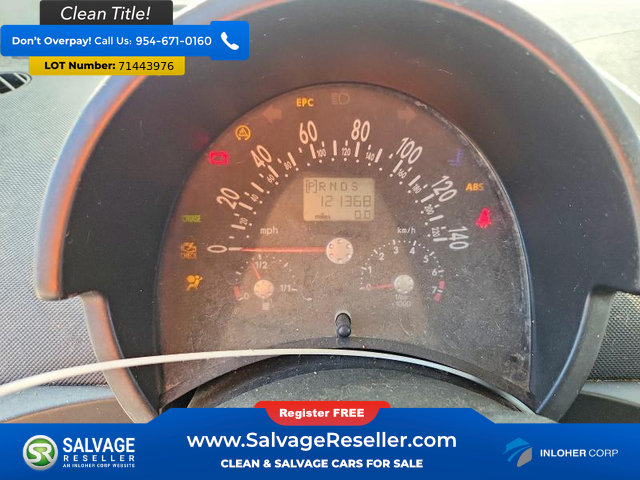Used 2004 Volkswagen Beetle GLS FWD image 12