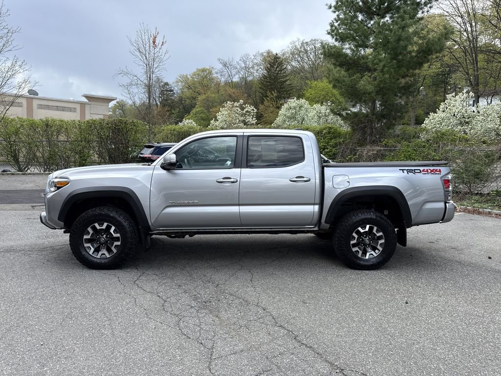Used 2020 Toyota Tacoma TRD Off-Road w/ Technology Package AWD/4WD image 7