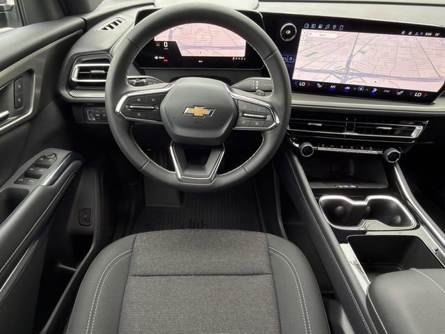 New 2026 Chevrolet Traverse LT w/ Driver Confidence Package image 11