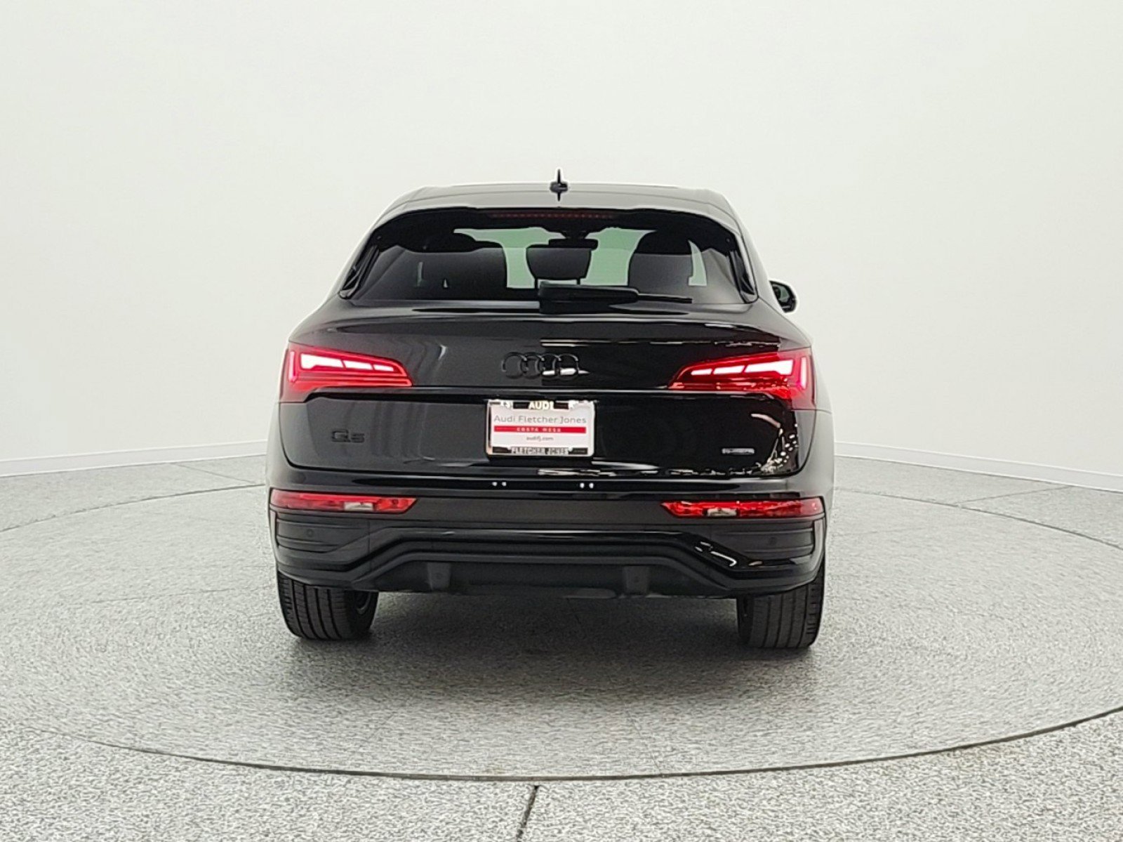 Used 2023 Audi Q5 2.0T Premium Plus w/ Premium Plus Package AWD/4WD image 6