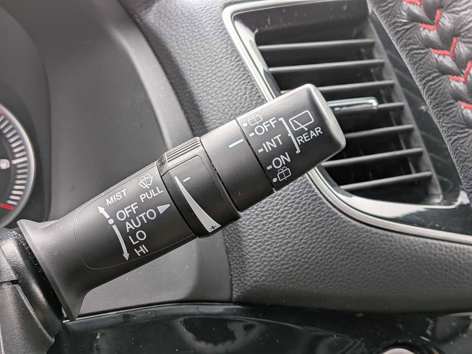 Used 2024 Honda Passport Black Edition image 27