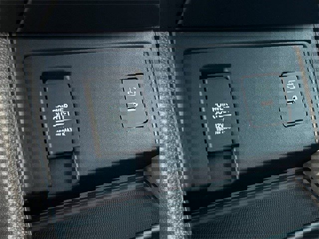 Used 2025 Acura RDX w/ Technology Package image 22