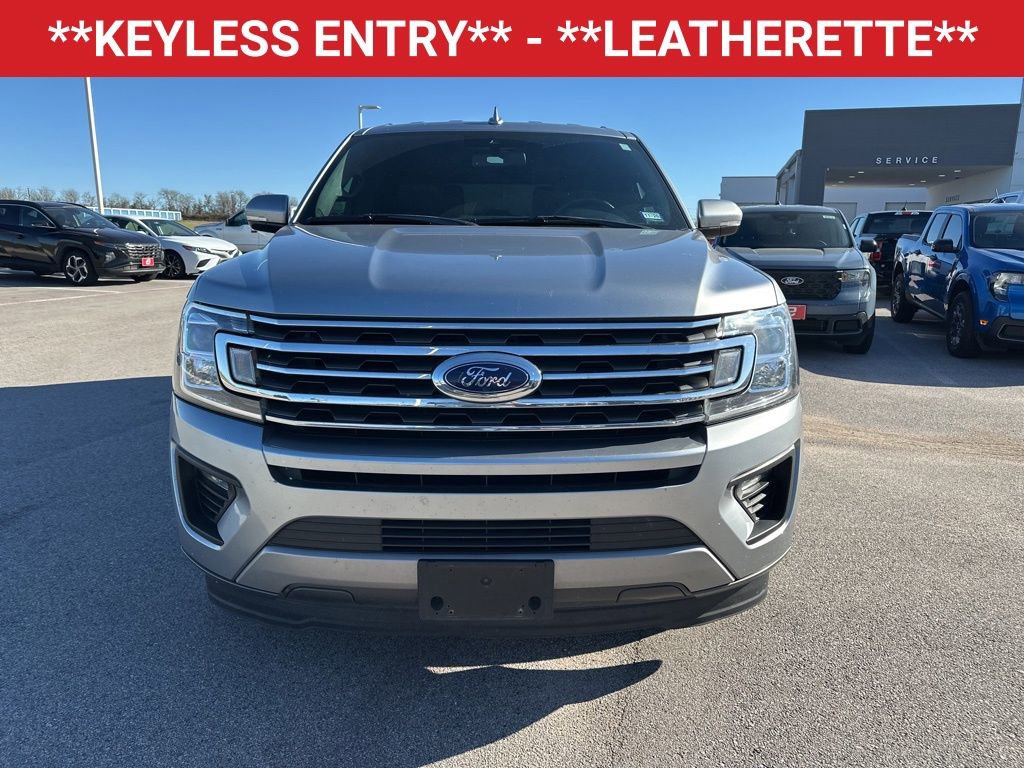 Used 2020 Ford Expedition XLT w/ Equipment Group 201A image 2