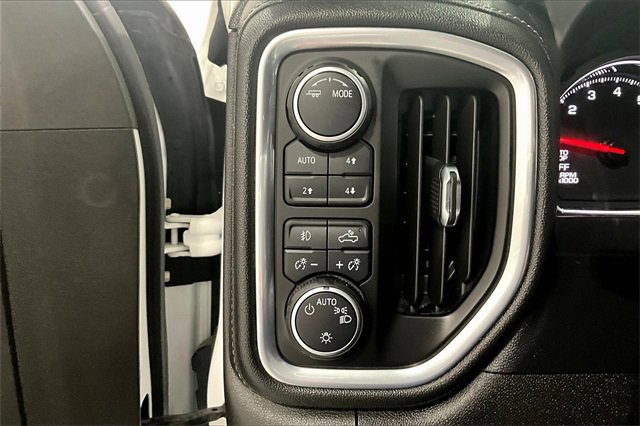 Used 2021 Chevrolet Silverado 1500 LT Trail Boss w/ Bed Protection Package image 17