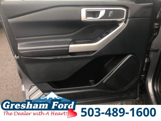 Used 2024 Ford Explorer XLT w/ Equipment Group 202A AWD/4WD image 18