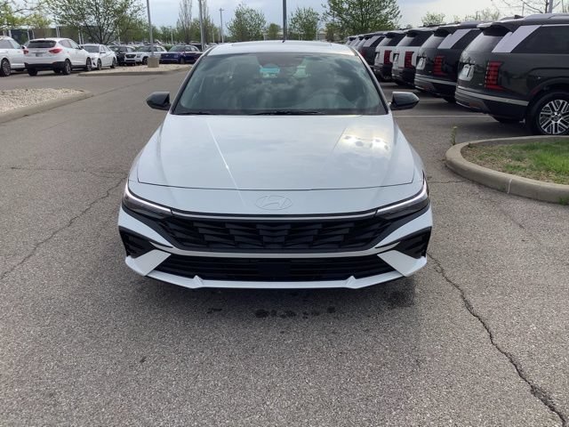 New 2026 Hyundai Elantra SEL Sport Premium FWD image 2