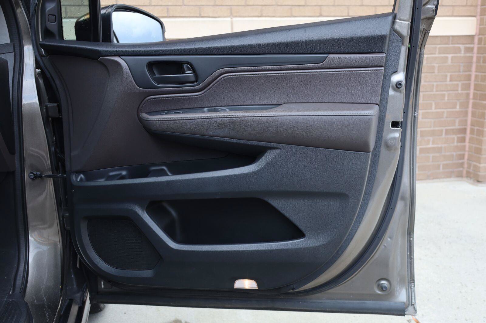 Used 2018 Honda Odyssey EX-L image 24