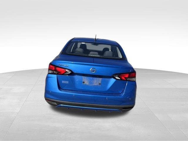 Used 2021 Nissan Versa S FWD image 8