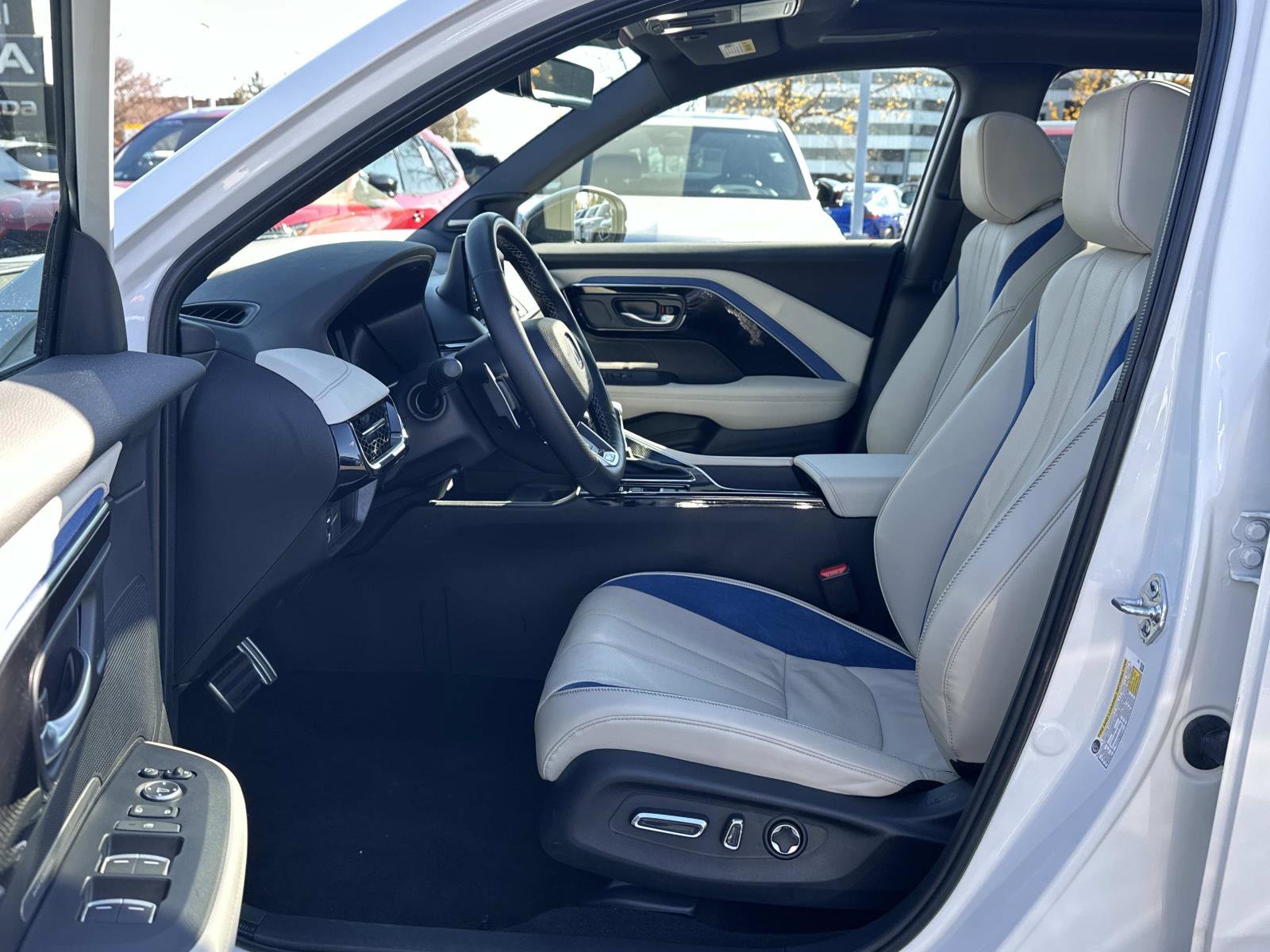Certified 2025 Acura ADX A-Spec image 19