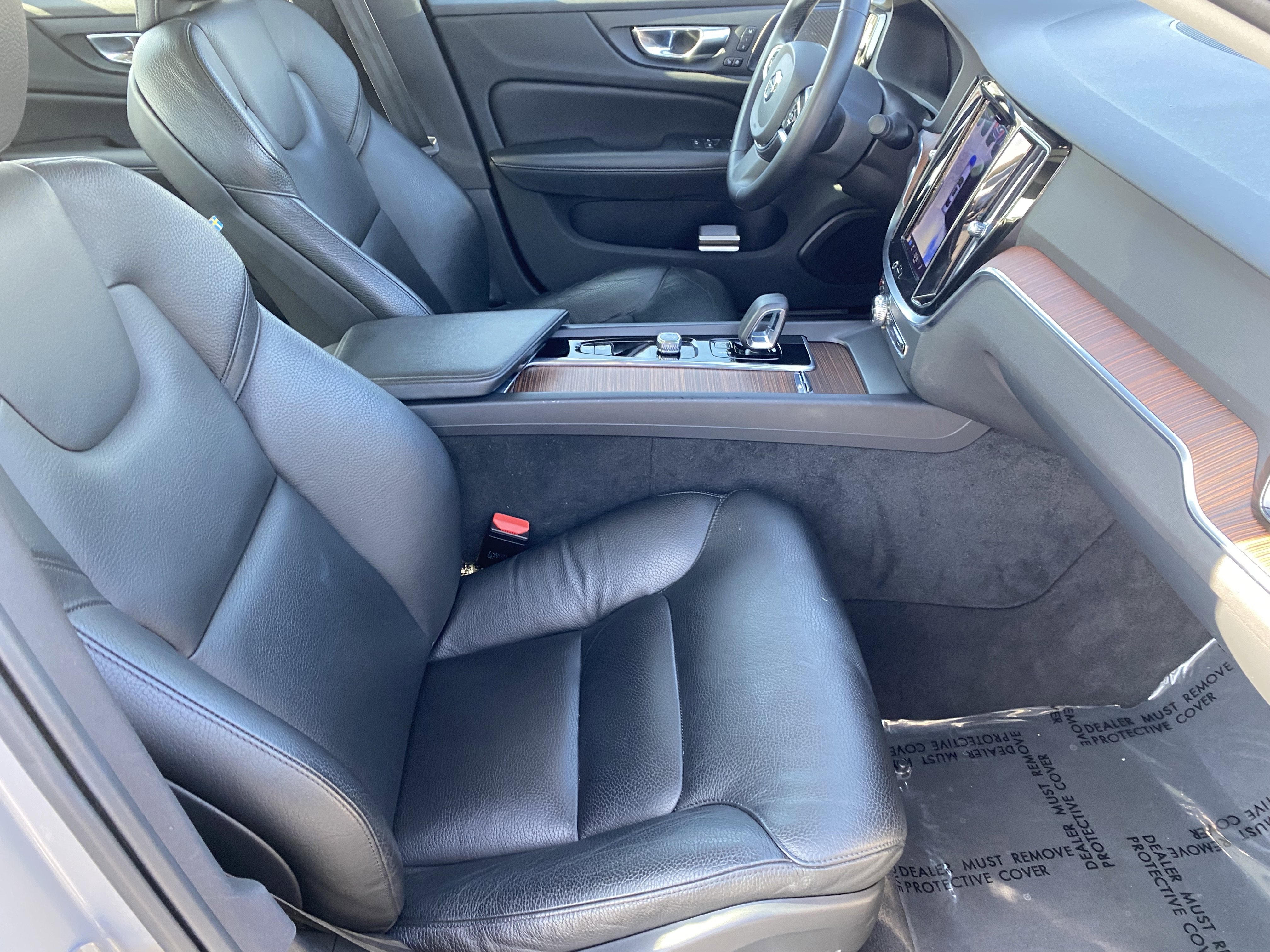 Used 2024 Volvo S60 B5 Plus image 9