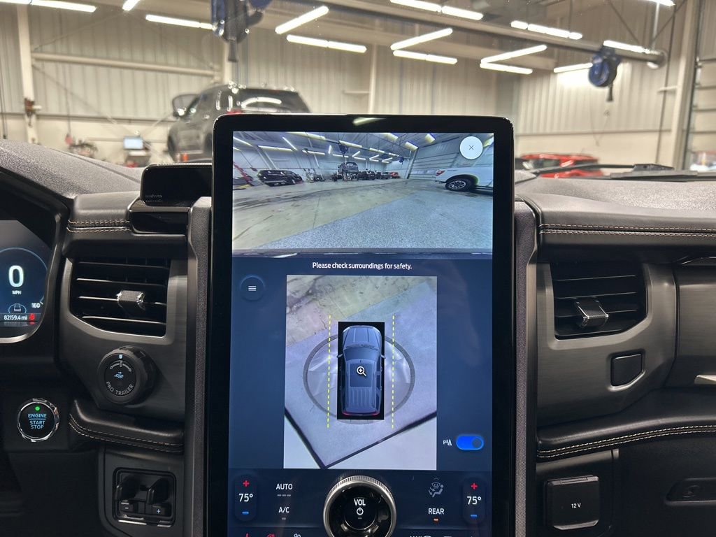 Used 2023 Ford Expedition Platinum image 21