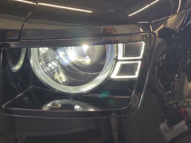 Certified 2025 Land Rover Defender 130 X-Dynamic SE AWD/4WD image 33