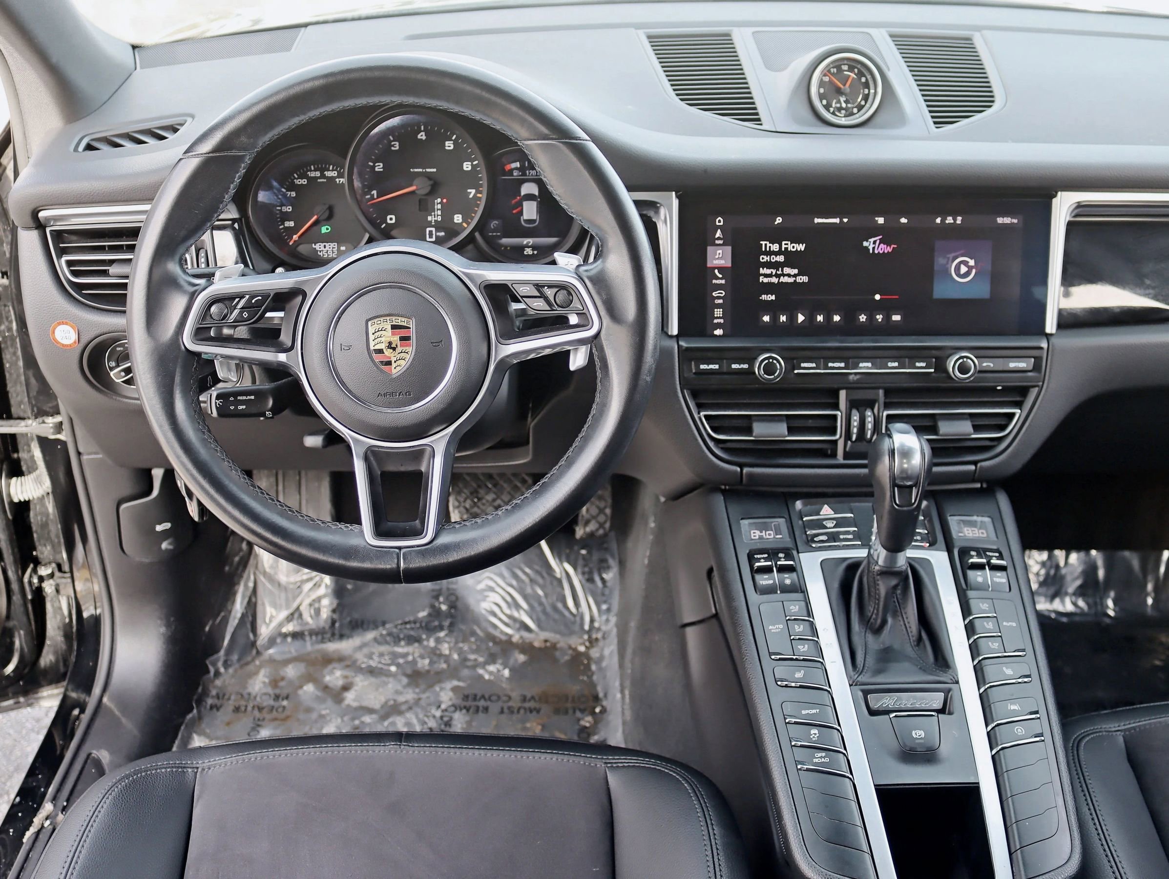 Used 2020 Porsche Macan Sport Edition image 15