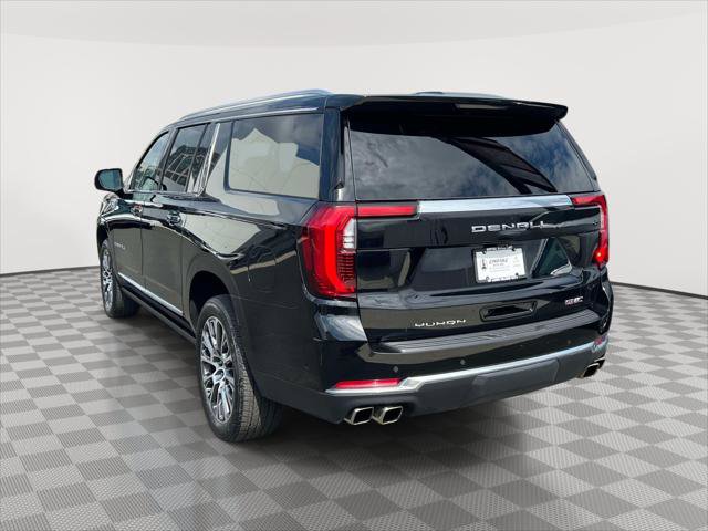 Used 2025 GMC Yukon XL Denali w/ Sun & Power Step Package image 4