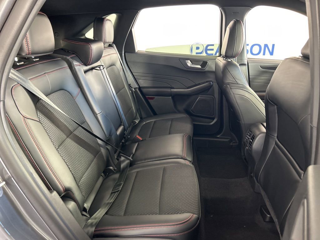 New 2026 Ford Escape ST-Line w/ Tech Pack #1 image 28