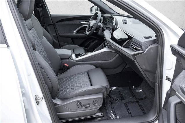 New 2026 Audi SQ5 Premium Plus AWD/4WD image 25