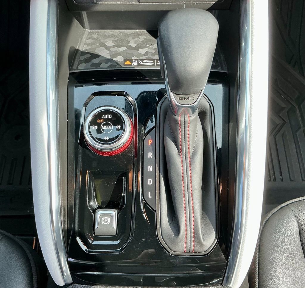 Used 2024 GMC Canyon AT4X image 35