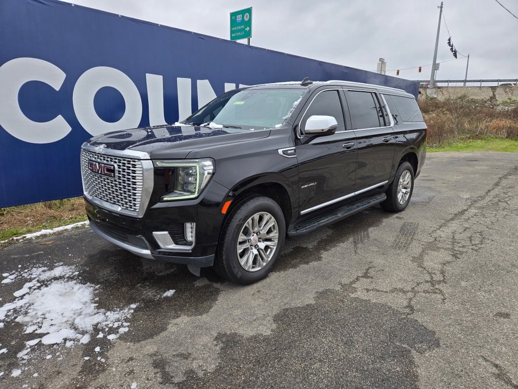 Used 2021 GMC Yukon XL Denali image 3