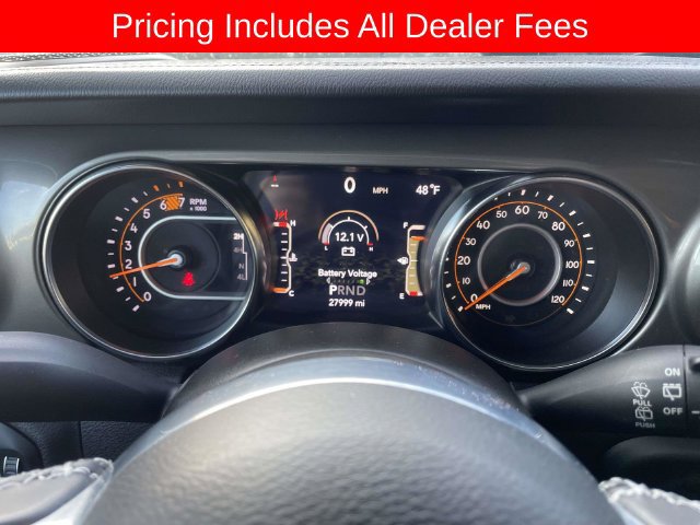 Used 2021 Jeep Wrangler Unlimited Sahara AWD/4WD image 25