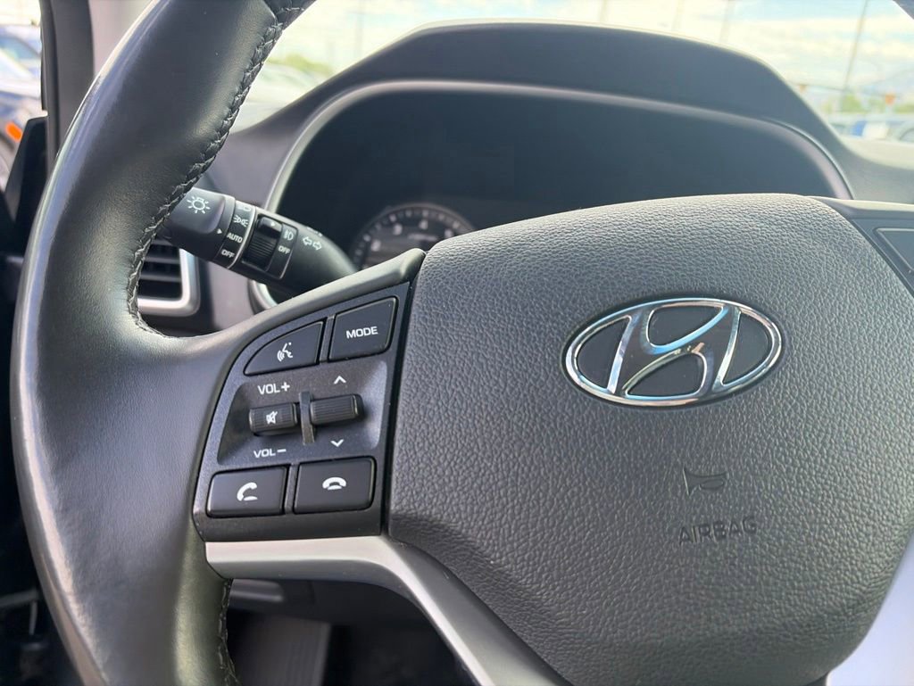 Used 2021 Hyundai Tucson Limited AWD/4WD image 13