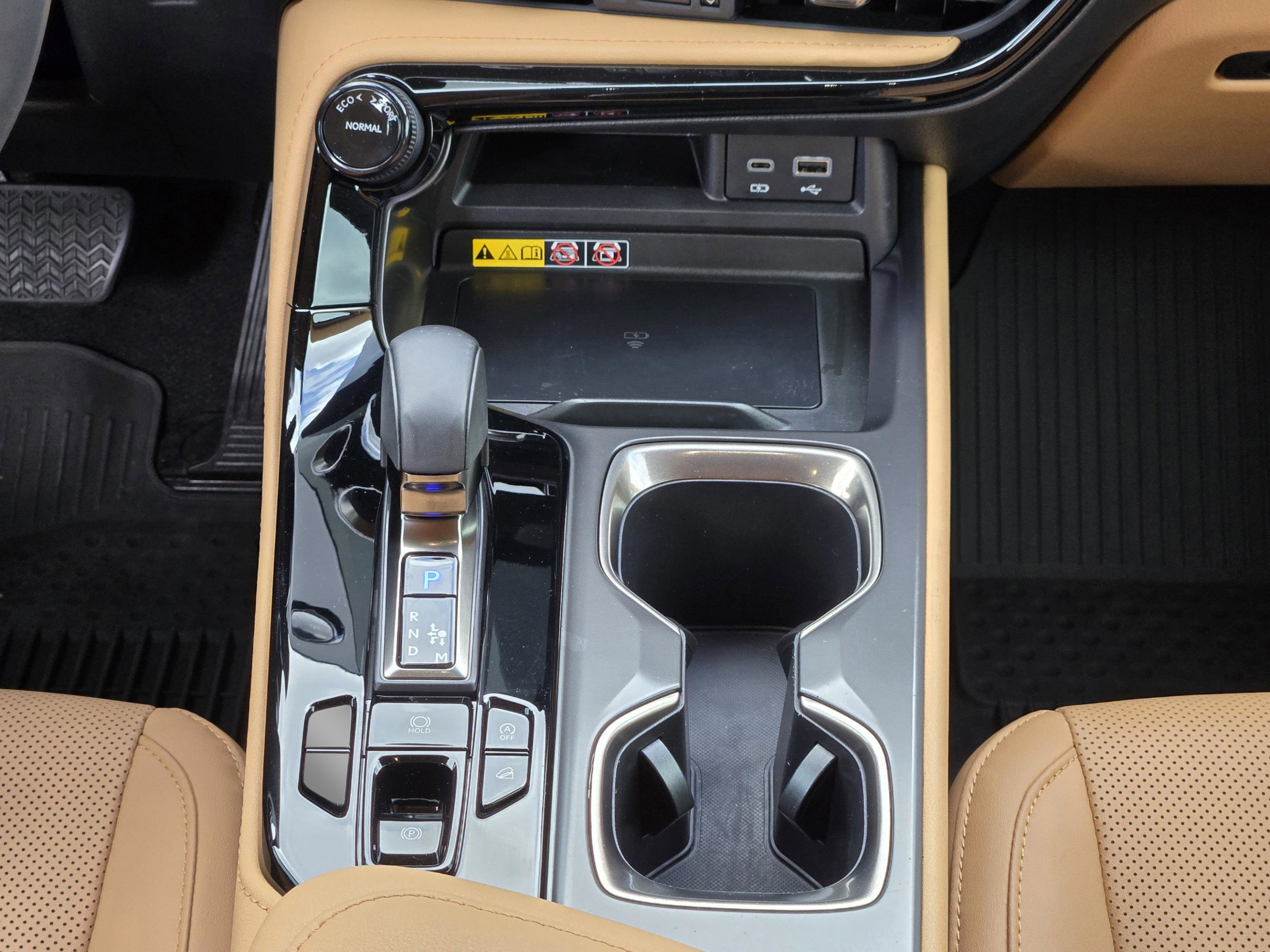 Used 2025 Lexus NX 350 Premium Package image 28