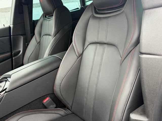 Used 2024 Maserati Levante GT Ultima AWD/4WD image 12