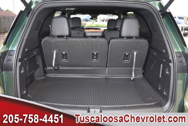 New 2027 Chevrolet Traverse Z71 w/ Driver Confidence Package AWD/4WD image 10