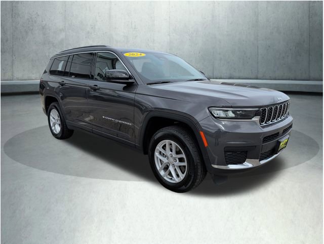 Used 2024 Jeep Grand Cherokee L Laredo w/ Trailer Tow Package AWD/4WD image 9