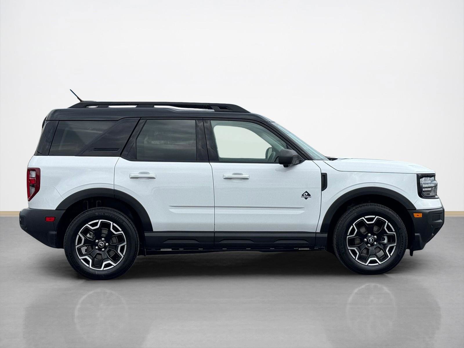 Used 2025 Ford Bronco Sport Outer Banks w/ Outer Banks Tech Package+ image 9