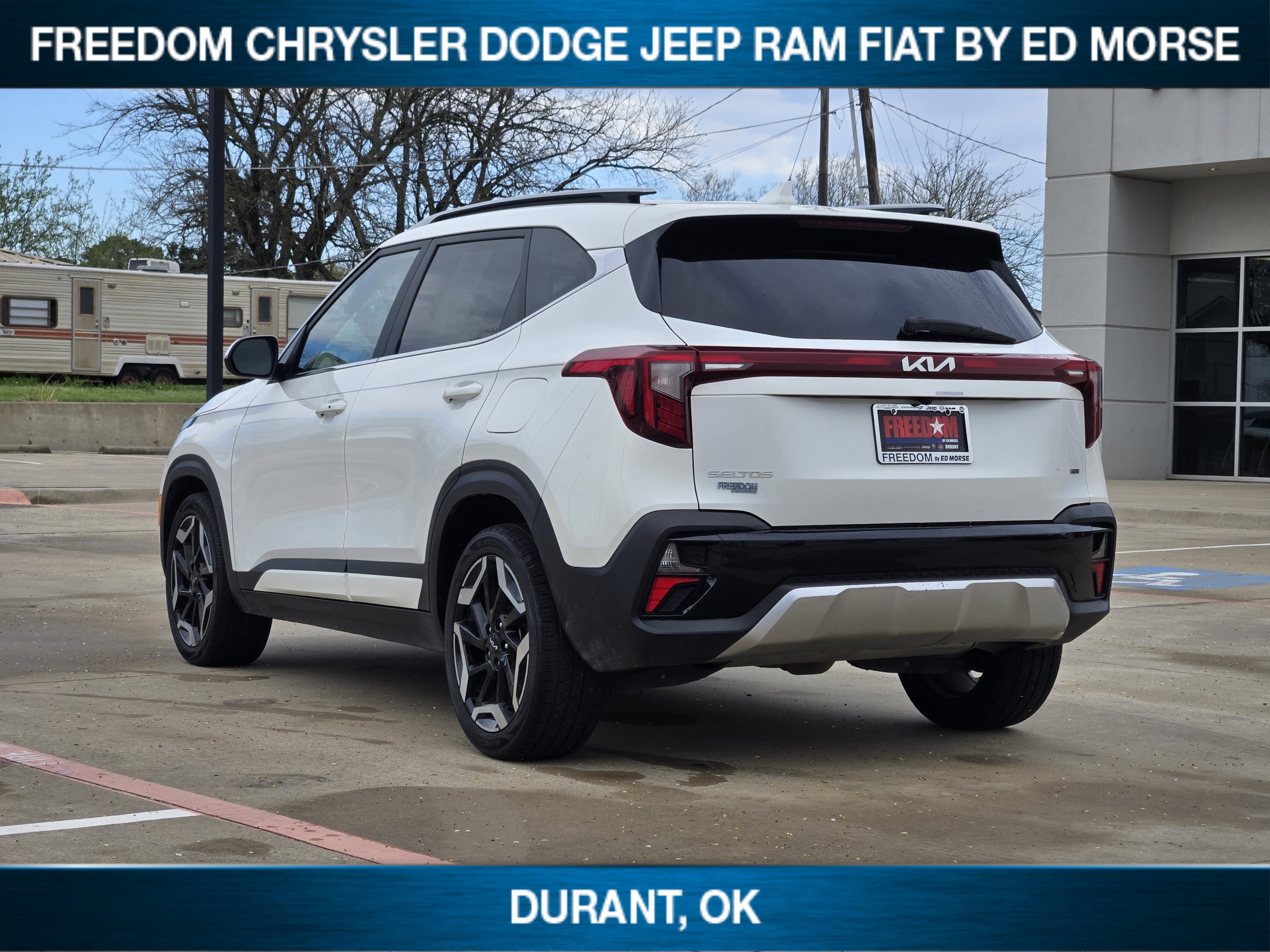 Used 2024 Kia Seltos SX image 4