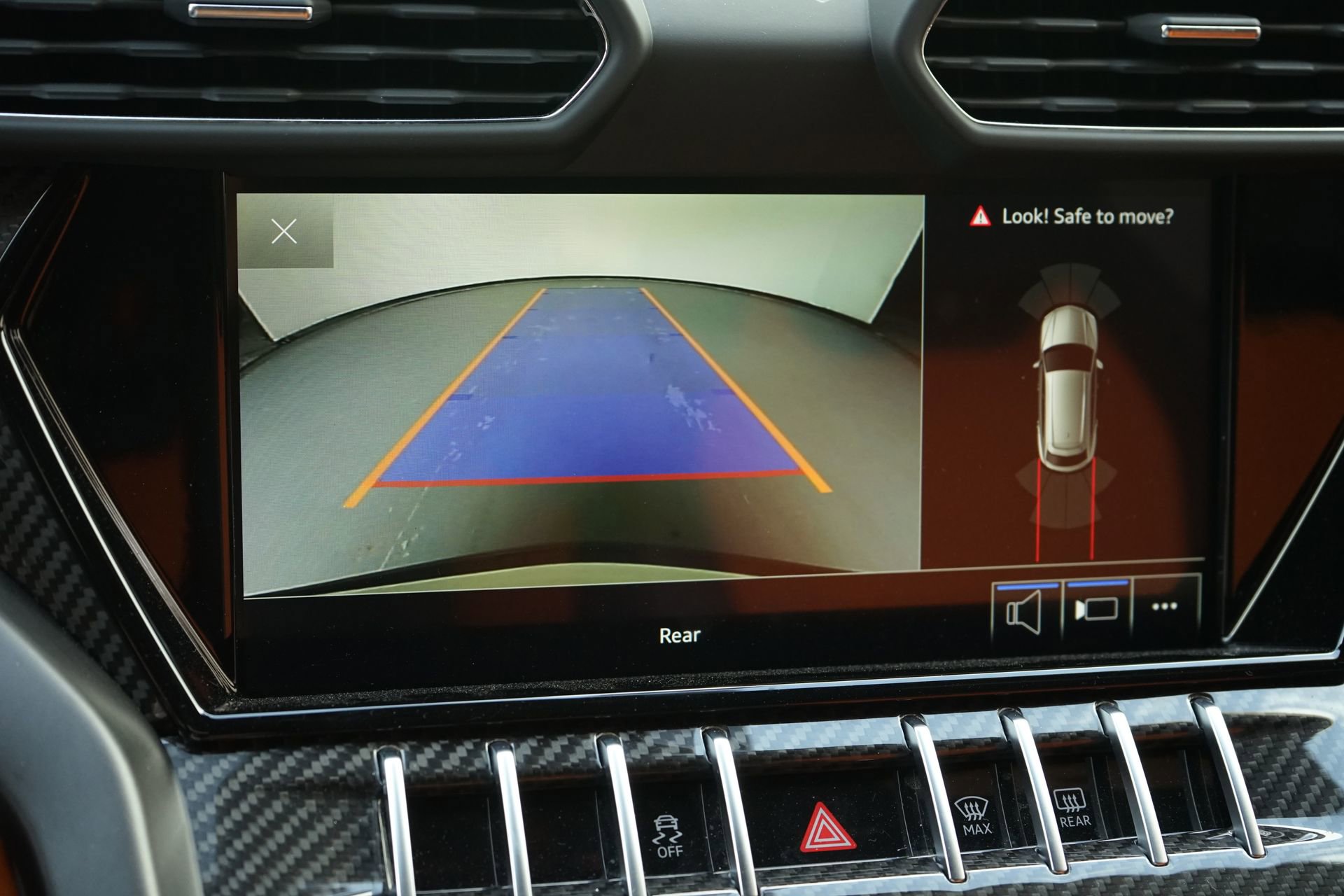 Used 2021 Lamborghini Urus image 15